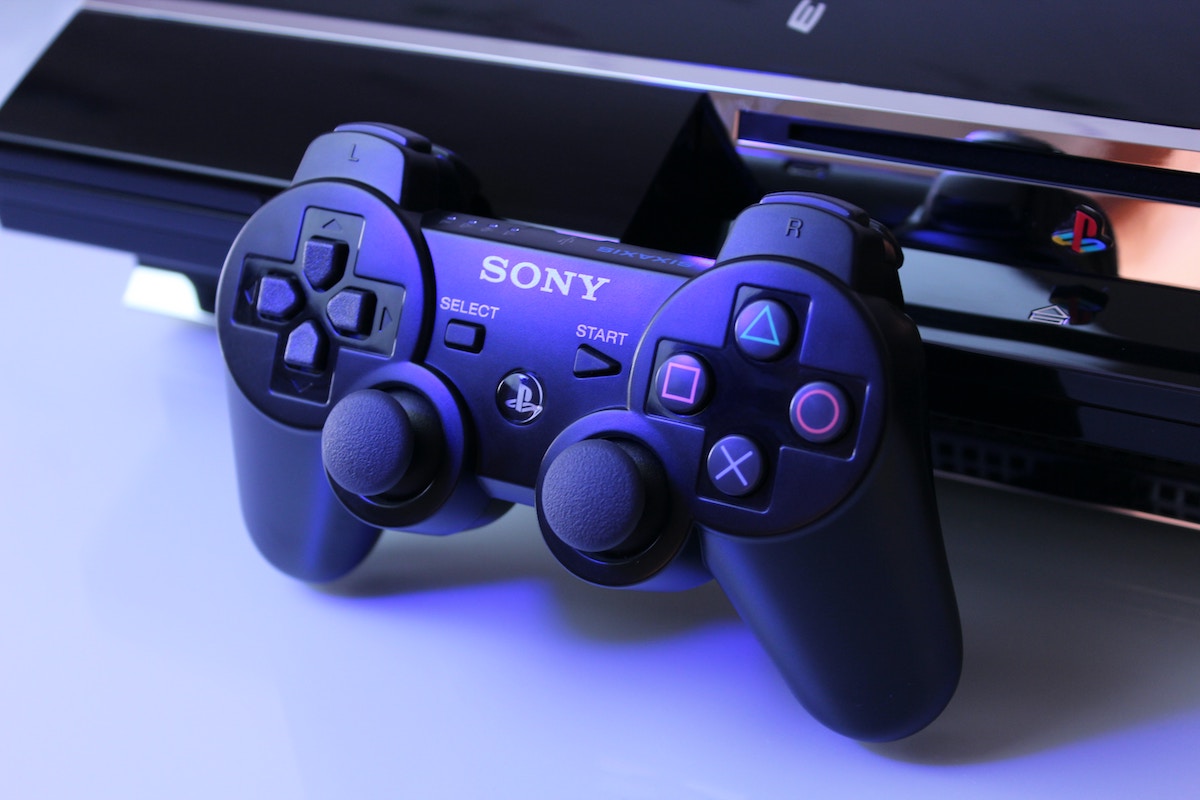 L’affaire des manettes PS4 : une sanction de 13,5 millions d’euros pour Sony
