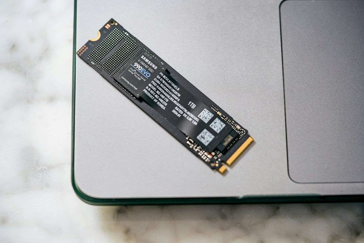 SSD vs HDD : pourquoi opter pour un disque dur SSD pour booster votre PC