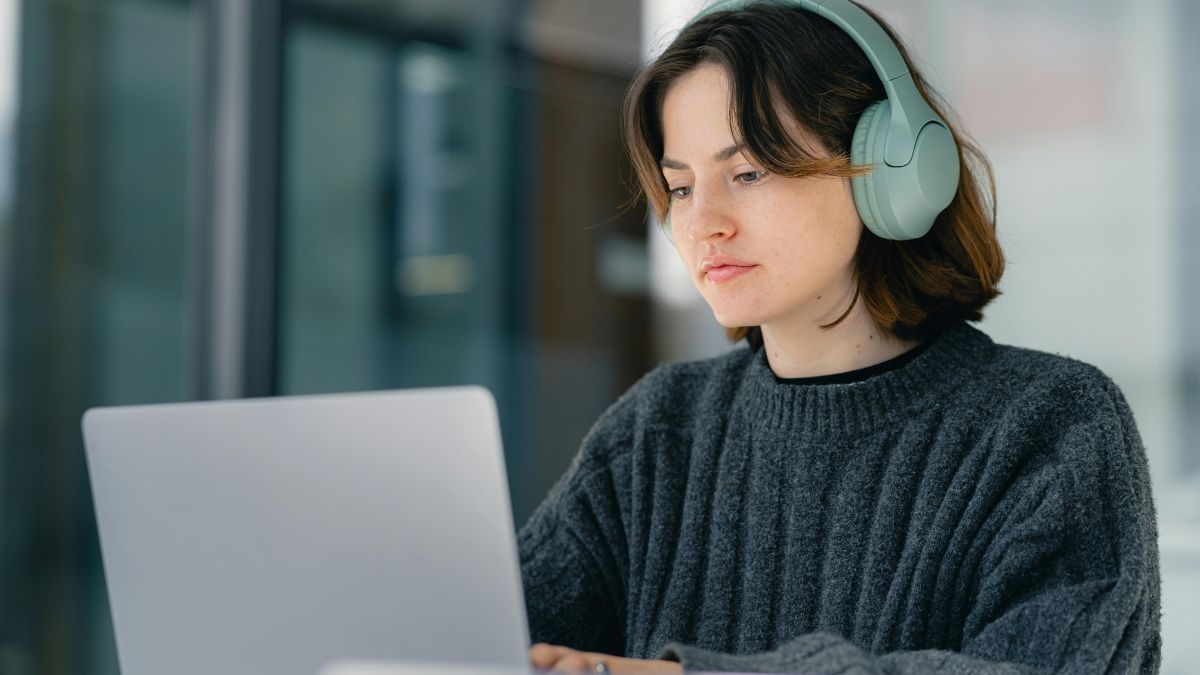 Pourquoi votre concentration s’effondre à la maison et comment y remédier ?