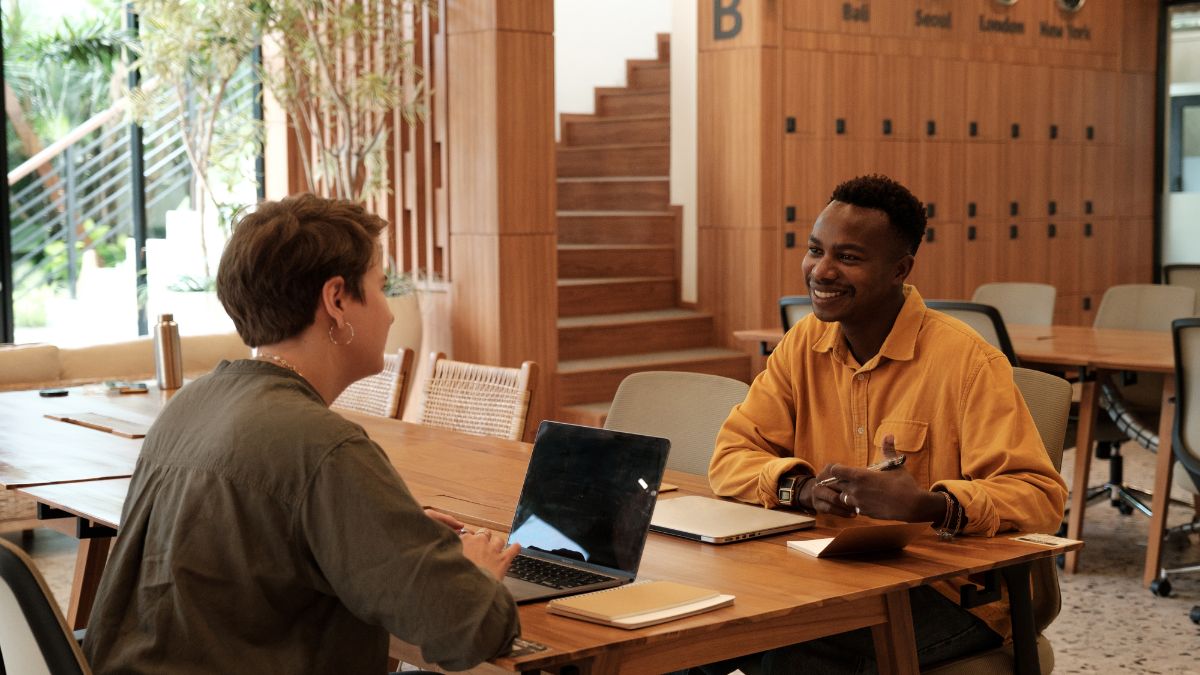 Pourquoi la mobilité interne est devenue un pilier du management moderne ?