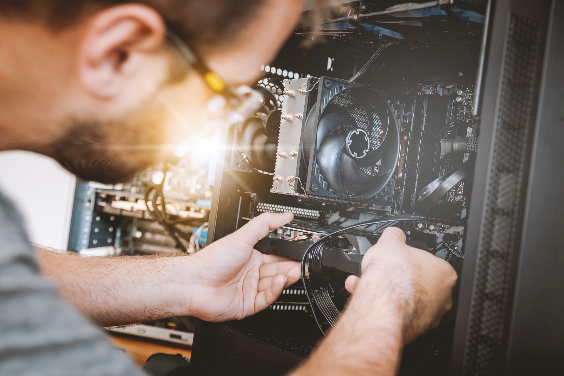 Quelles différences entre ordinateur reconditionné et PC d&rsquo;occasion ?