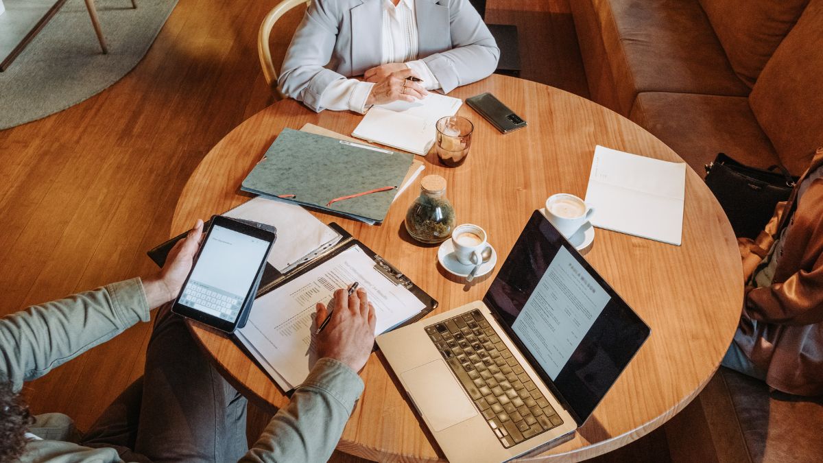 Comment les recruteurs évaluent-ils les compétences techniques en marketing digital ?