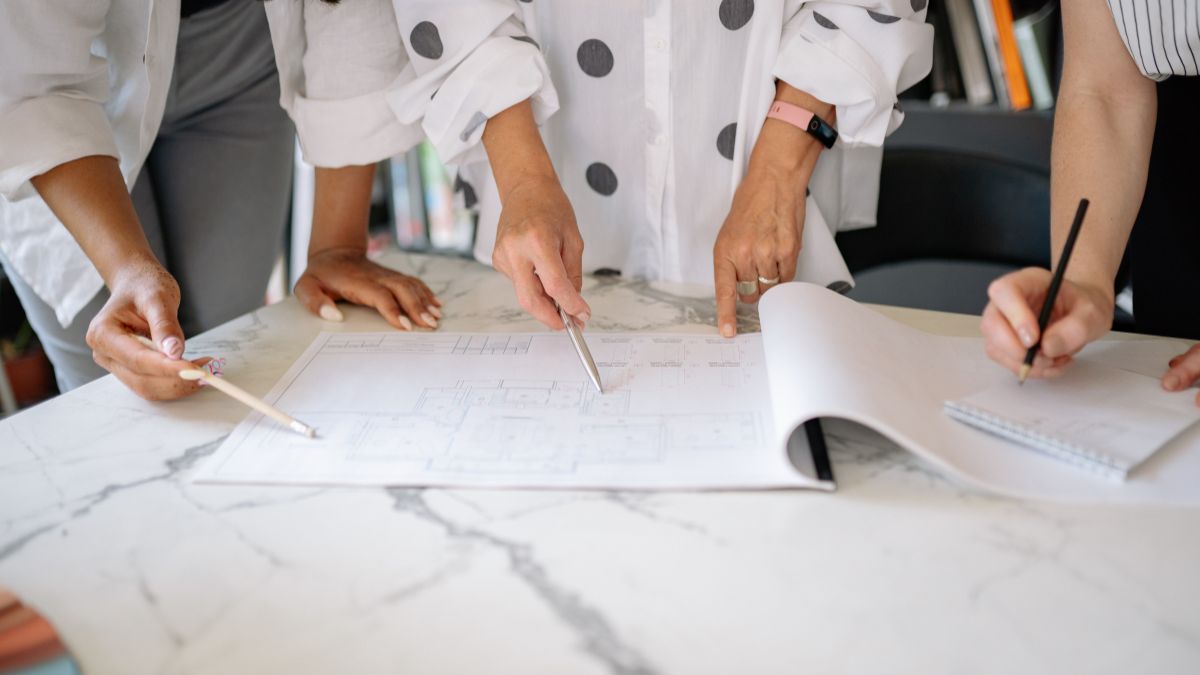 Comment anticiper et compenser les absences prolongées dans une entreprise ?