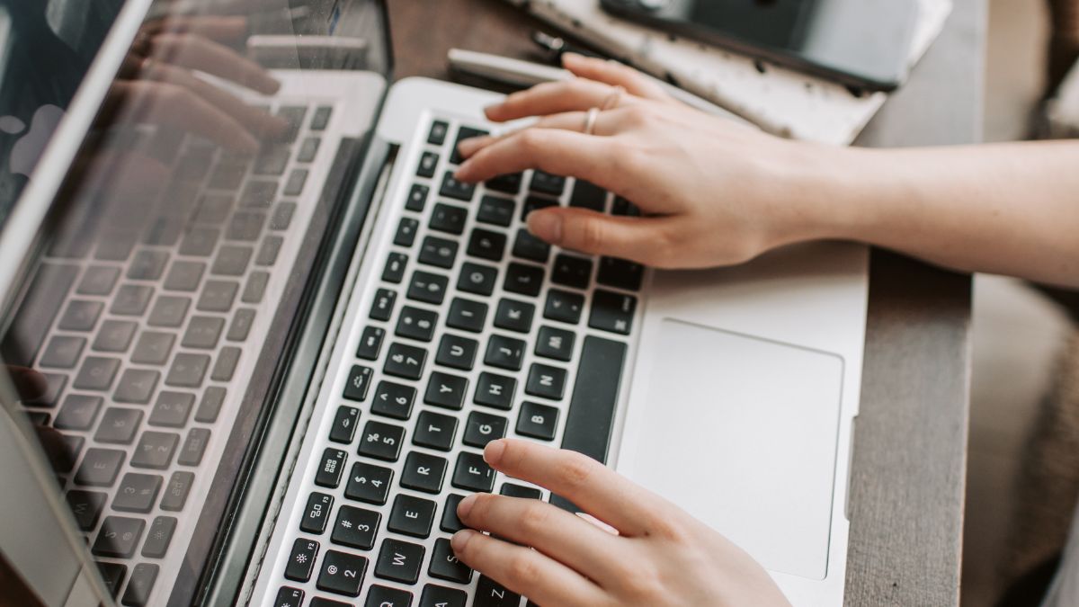 Comment simplifier l’onboarding administratif via Lucca ?