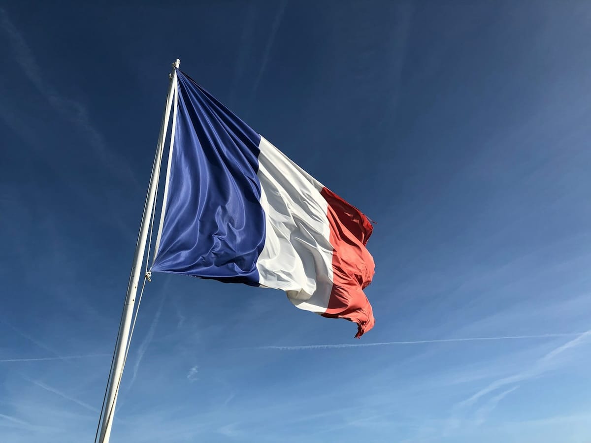 Comprendre le blocage du site de paris Polymarket en France