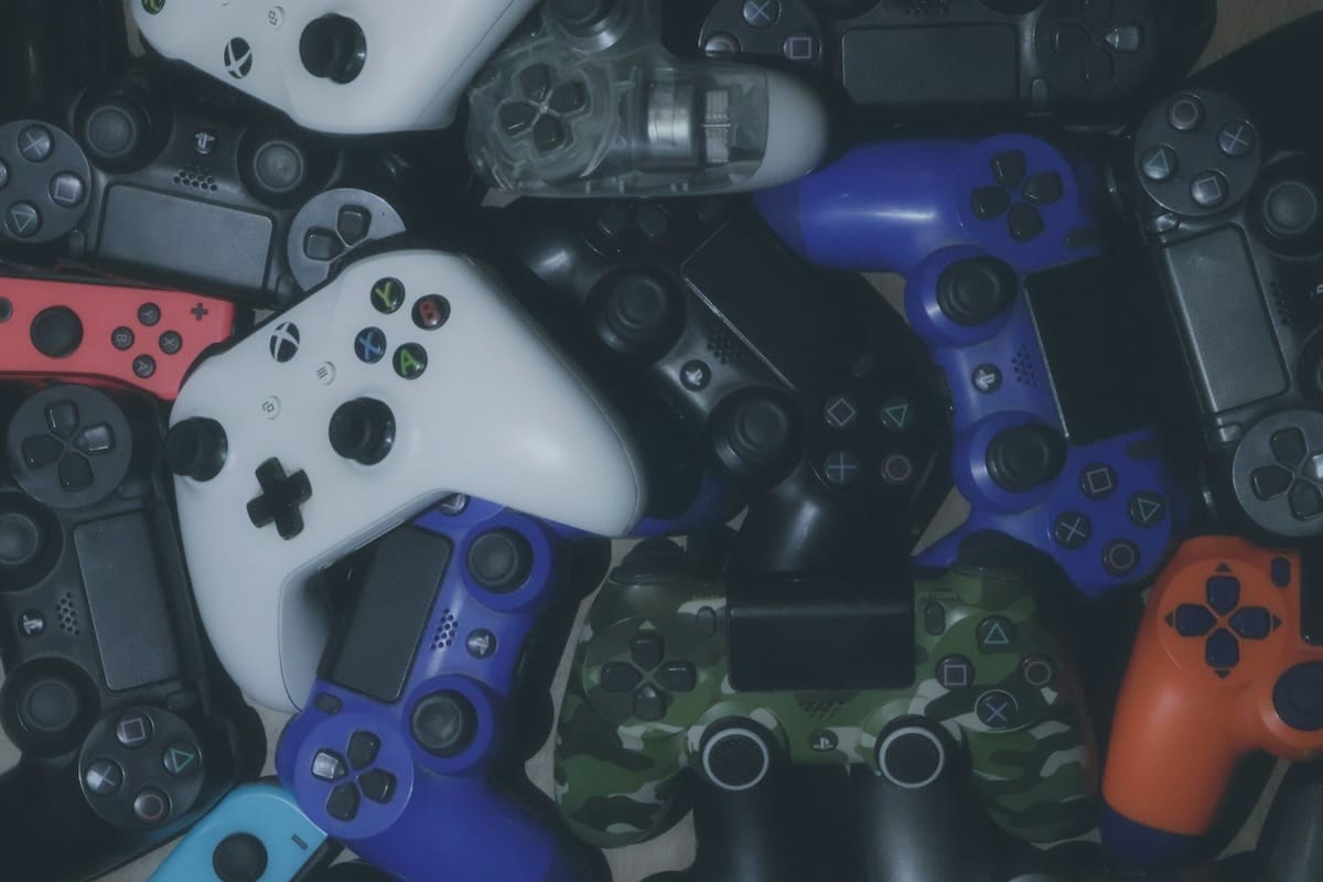 Pourquoi les joueurs PlayStation organisent-ils une grève mondiale contre l&rsquo;abandon des jeux sur disque ?