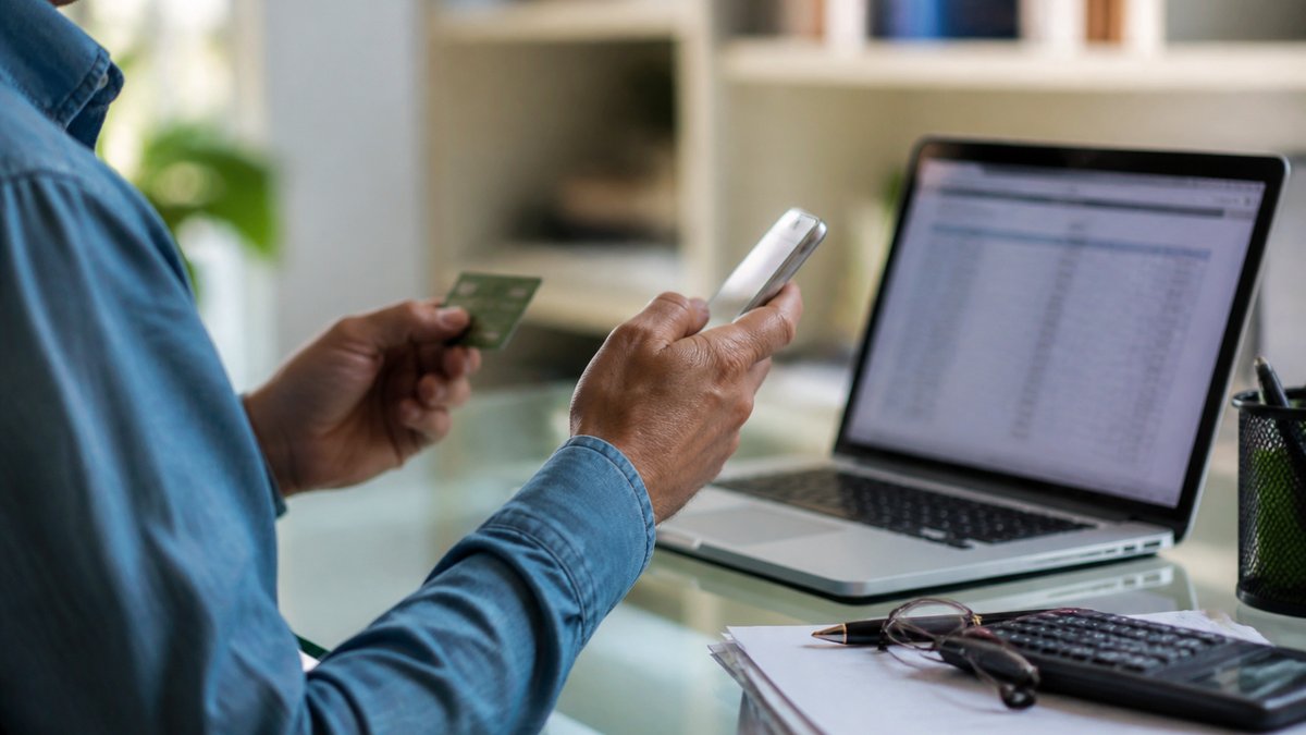 Impôts 2026 : comprendre le prélèvement direct du Fisc sur votre compte bancaire